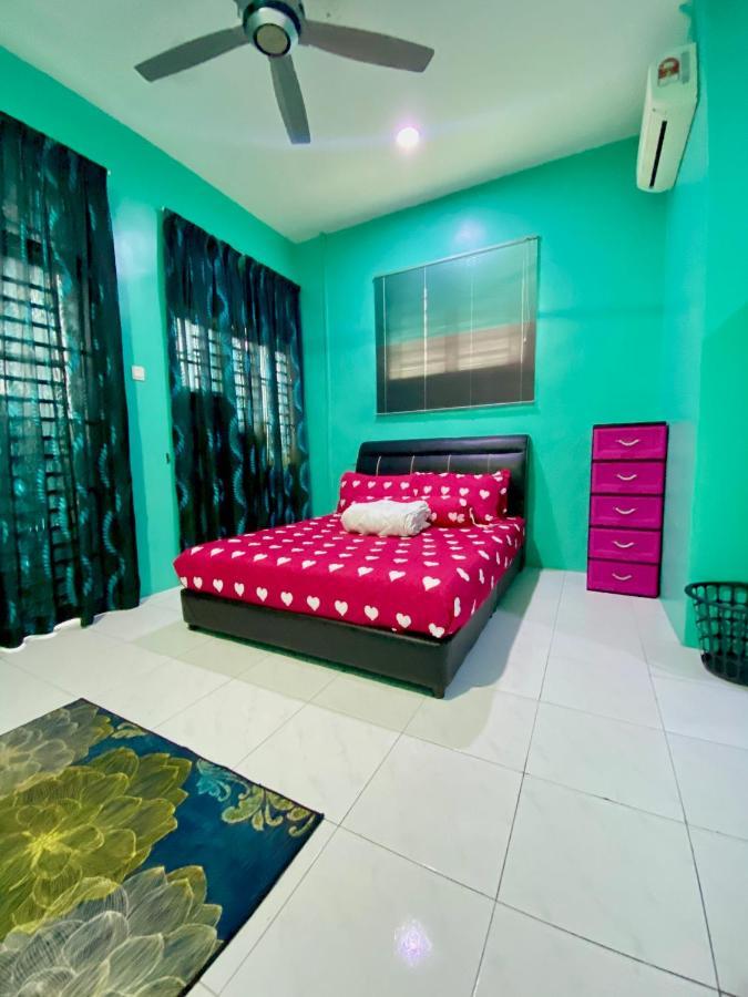 Desyafiq Homestay Kuala Kedah Exterior foto